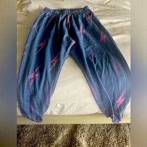 Aviator nation sweats. New condition but missing draw string. Only worn once